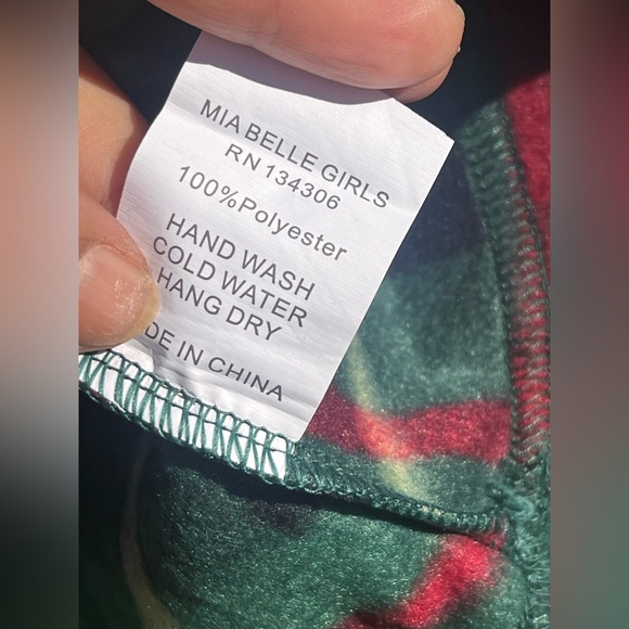 Mia Belle Girls Under the Mistletoe Tiered Sleeve Miya Dress in green plaid - Picture 10 of 13